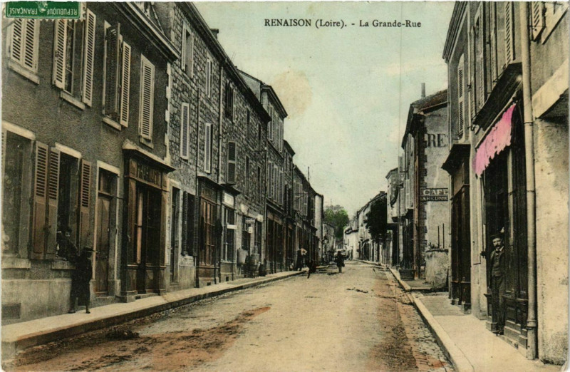 Carte postale ancienne Renaison - La Grande Rue à Renaison
