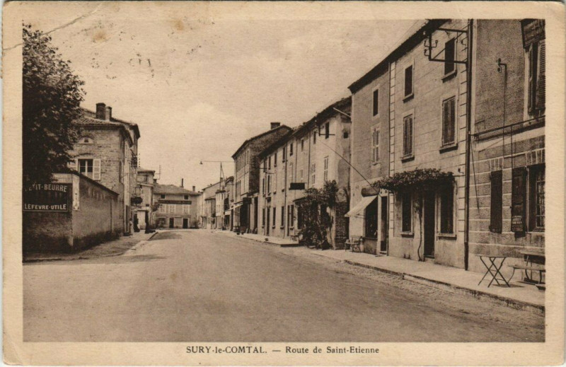 Carte postale ancienne Sury-le-Comtal Route de Saint-Etienne à Sury-le-Comtal