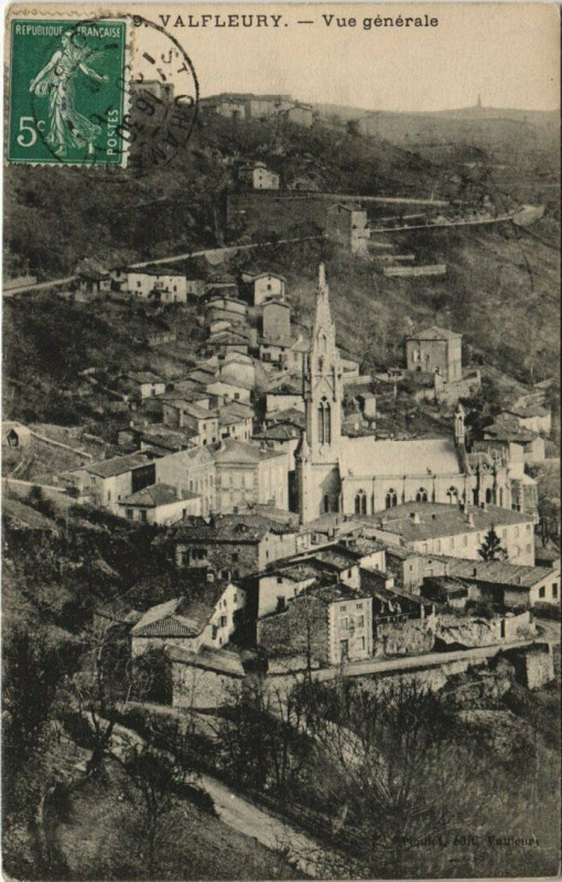 Carte postale ancienne Valfleury Vue générale à Valfleury