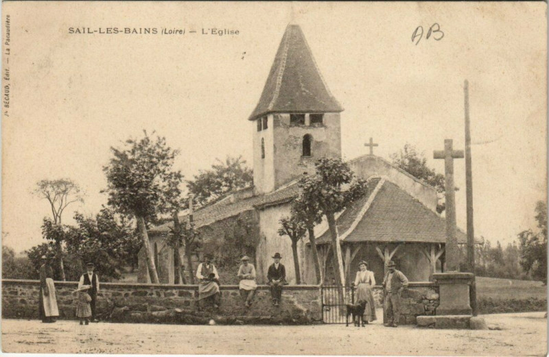 Carte postale ancienne Sail-les-Bains L'Eglise à Sail-les-Bains