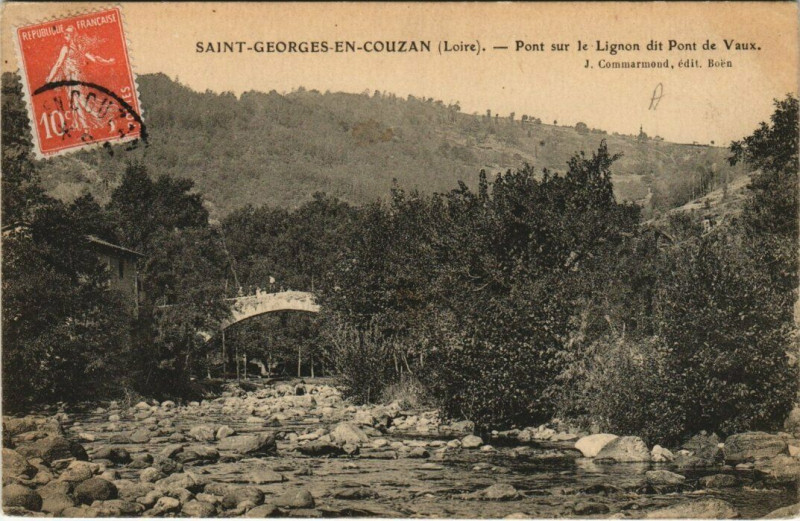 Carte postale ancienne Saint-Georges-en-Couzan Pont sur le Lignon dit Pont-de-Vaux à Saint-Georges-en-Couzan