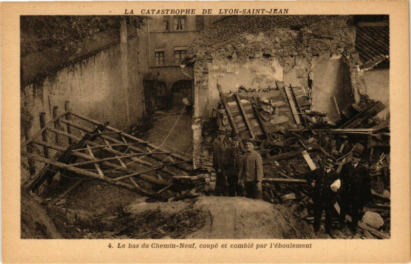 Carte postale ancienne Le Bas du Chemind-Neuf coupe et combie par l'Eboulement