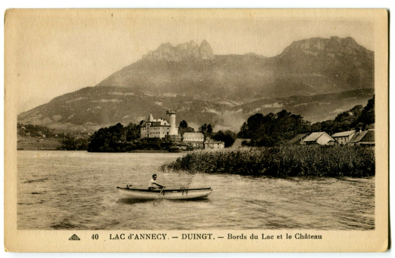 Carte postale ancienne Haute-Savoie Lac d'Annecy Duingt Bords du Lac et le Château animé à Annecy