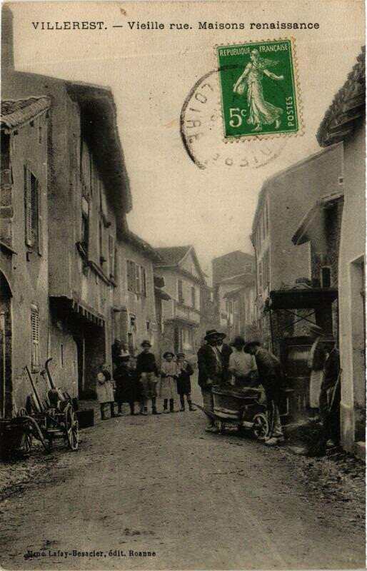 Carte postale ancienne Villerest Vieille rue Maisons renaissance à Villerest