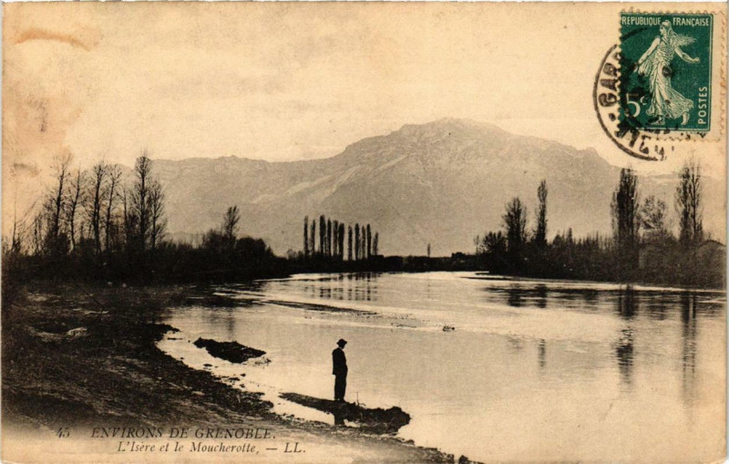 Carte postale ancienne Env. de Grenoble - L'Isere et le Moucherotte à Grenoble