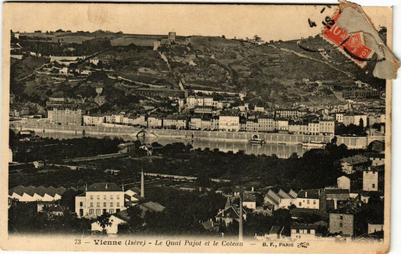 Carte postale ancienne Vienne - Le Quai Pajot et le Coteau à Vienne