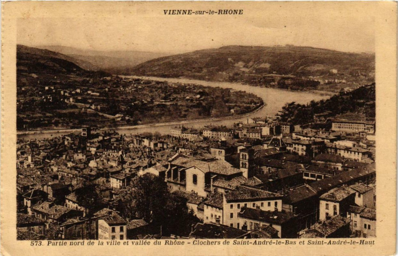 Carte postale ancienne Vienne - Partie nord de la ville et vallée du Rhone à Vienne