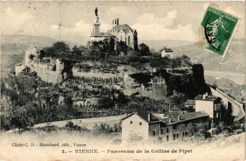 Carte postale ancienne Vienne - Panorama de la Colline de Pipet à Vienne