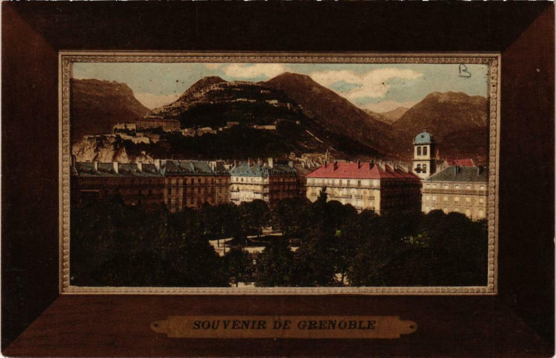 Carte postale ancienne Grenoble - Souvenir à Grenoble