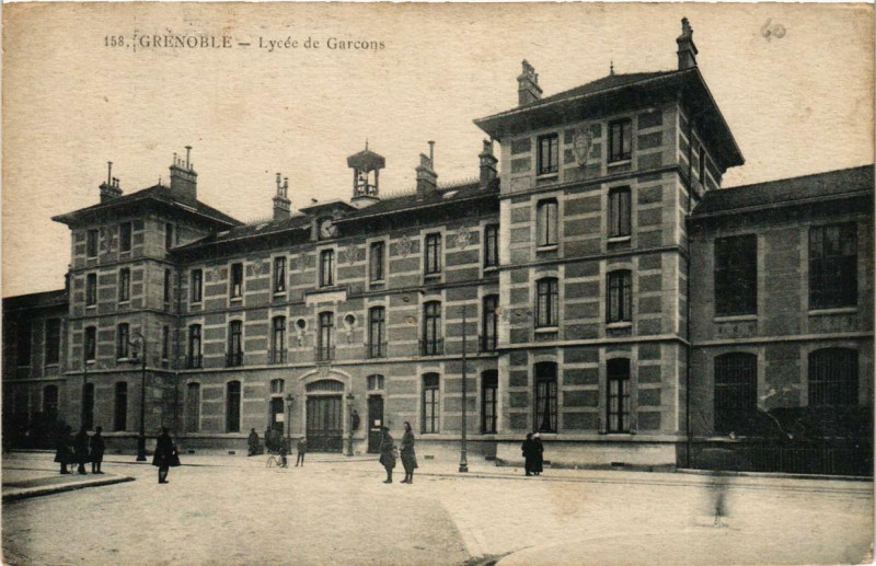 Carte postale ancienne Grenoble - Lycée de Garcons à Grenoble