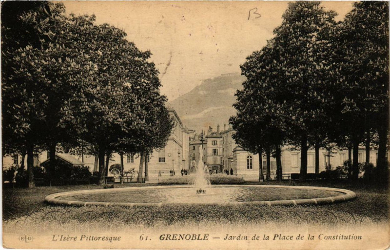 Carte postale ancienne Grenoble - Jardin de la Place de la Constitution à Grenoble