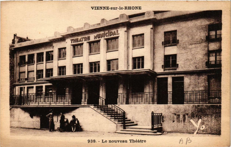 Carte postale ancienne Vienne - Le nouveau Théatre à Vienne