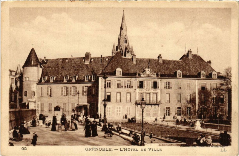Carte postale ancienne Grenoble L'Hotel de Ville à Grenoble