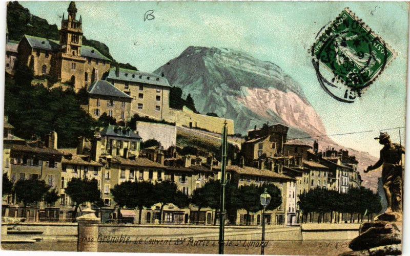 Carte postale ancienne Grenoble Le Couvent Sainte-Marie à Grenoble