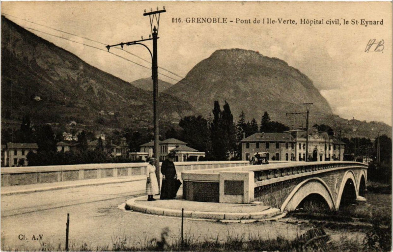 Carte postale ancienne Grenoble Pont de l'Ile-Verte Hopital civil le Saint-Eynard à Grenoble