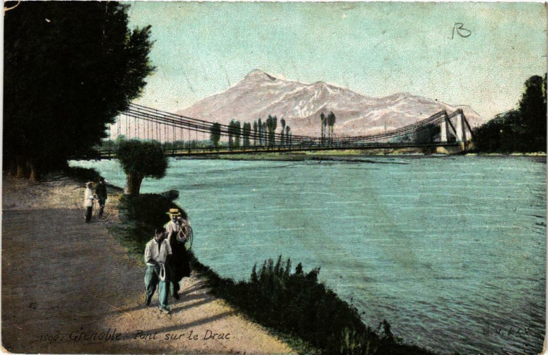 Carte postale ancienne Grenoble Pont sur le Drac à Grenoble