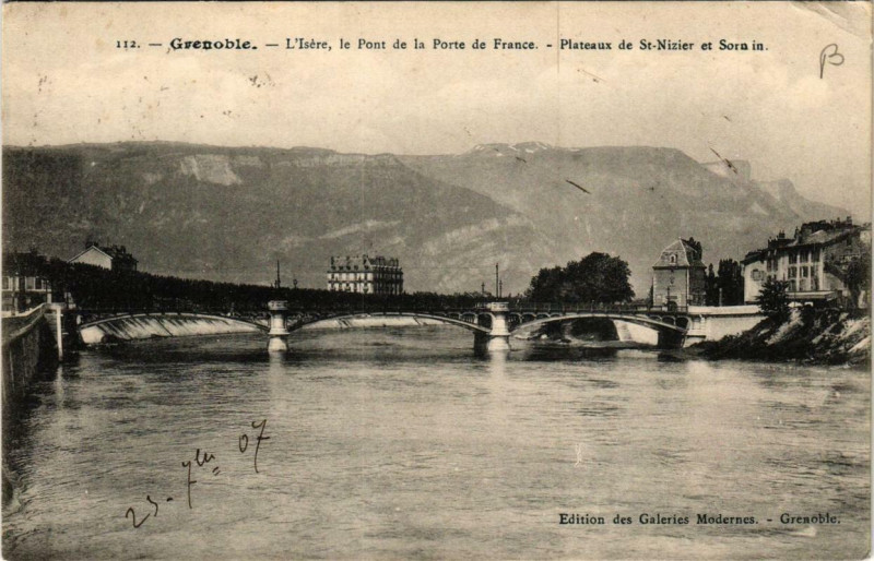Carte postale ancienne Grenoble L'Isere le Pont de la Porte de France à Grenoble