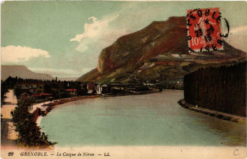 Carte postale ancienne Grenoble Le Casque de Néron à Grenoble