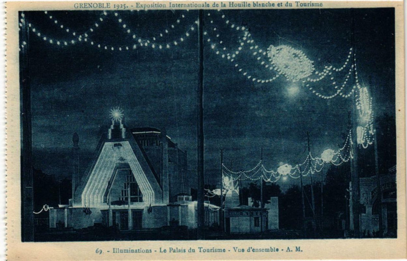 Carte postale ancienne Grenoble Illuminations Le Palais du Tourisme Vue d'ensemble à Grenoble