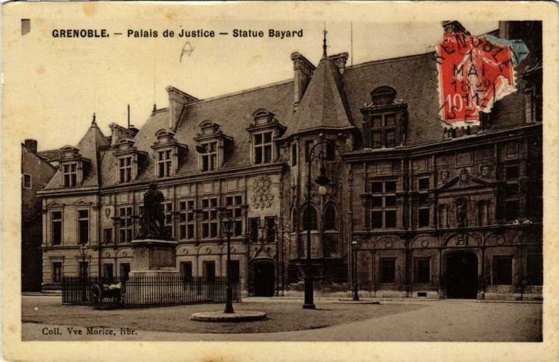 Carte postale ancienne Grenoble Palais de Justice Statue Bayard à Grenoble