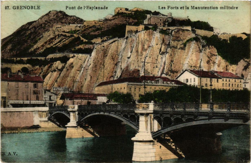Carte postale ancienne Grenoble Pont de l'Esplanade Les Forts et la Manutention à Grenoble