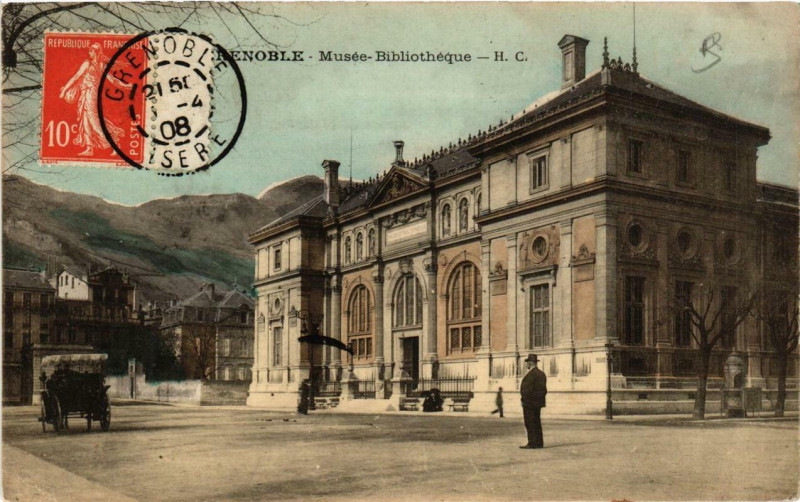 Carte postale ancienne Grenoble Musée Bibliothéque à Grenoble