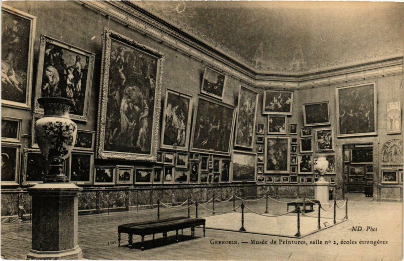 Carte postale ancienne Grenoble Musée de Peintures à Grenoble