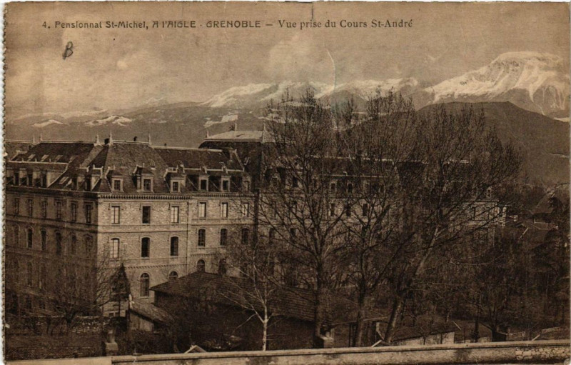 Carte postale ancienne Grenoble Vue prise du Cours Saint-Andre à Grenoble