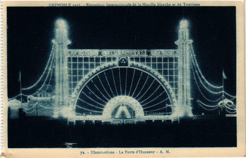 Carte postale ancienne Grenoble Illuminations La Porte d'Honneur à Grenoble
