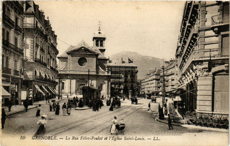 Carte postale ancienne Grenoble - La rue Felix-Poulat et l'Eglise Saint-Louis à Grenoble