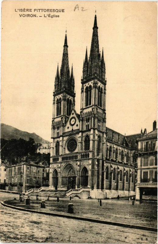 Carte postale ancienne Voiron - L'Eglise à Voiron