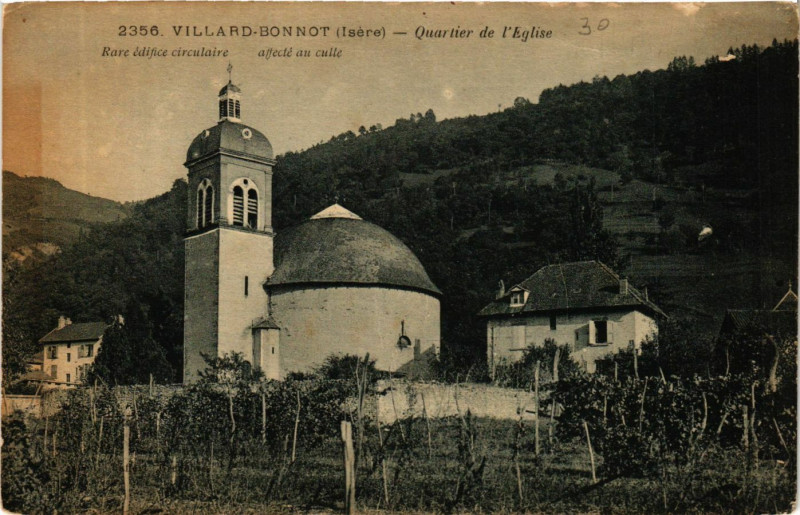 Carte postale ancienne Villard-Bonnot - Quartier de l'Eglise à Villard-Bonnot