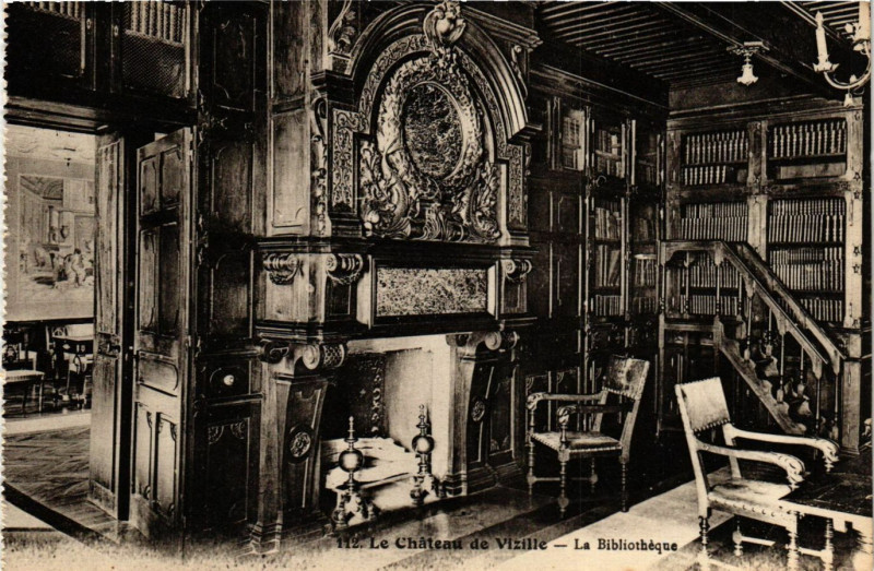 Carte postale ancienne Le Chateau de Vizille - La Bibliotheque à Vizille