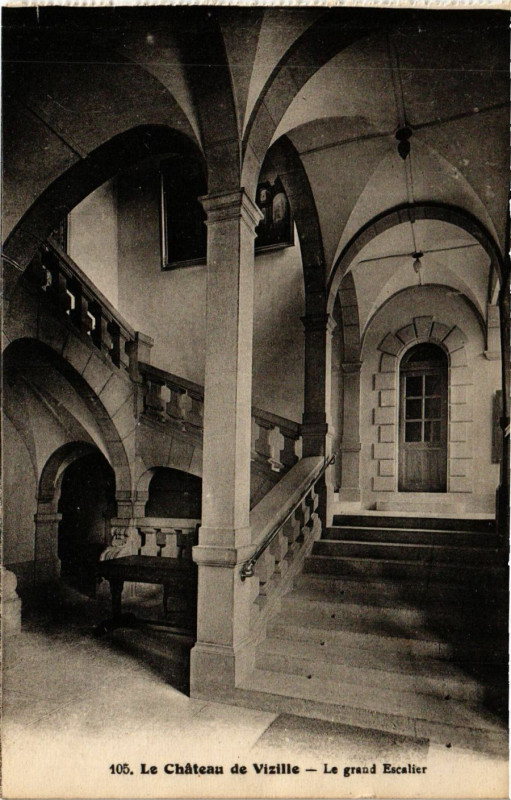 Carte postale ancienne Le Chateau de Vizille - Le grand Escalier à Vizille