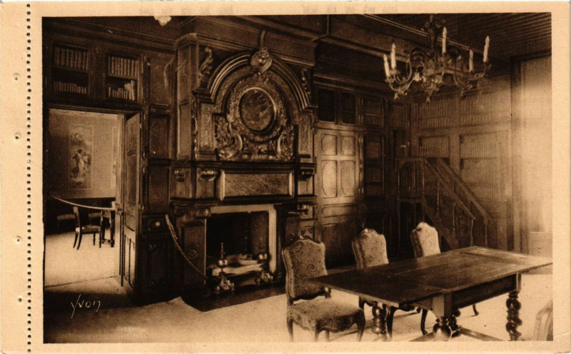 Carte postale ancienne Chateau de Vizille - La Bibliotheque à Vizille