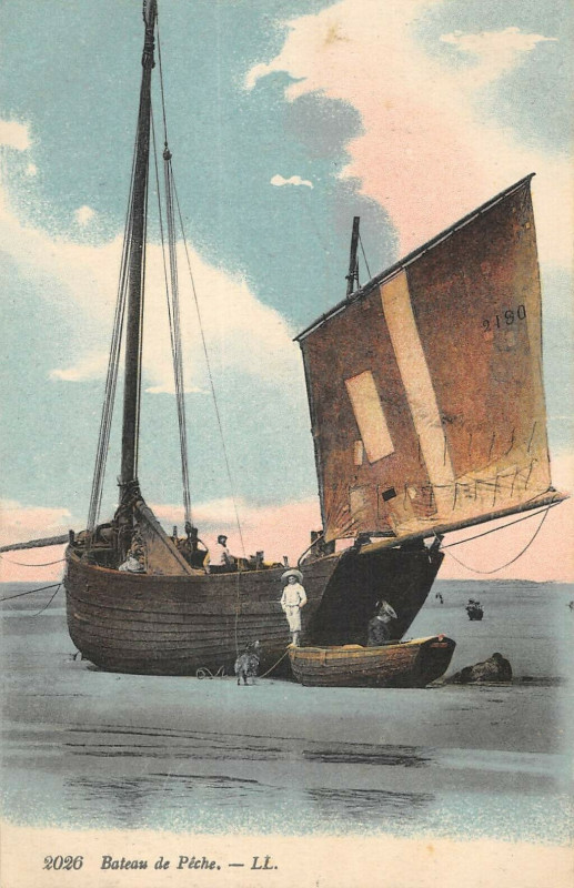 Carte postale ancienne Berck Plage Bateau De Peche à Berck