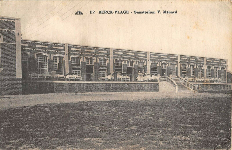 Carte postale ancienne Berck Plage Sanatorium V.menard à Berck