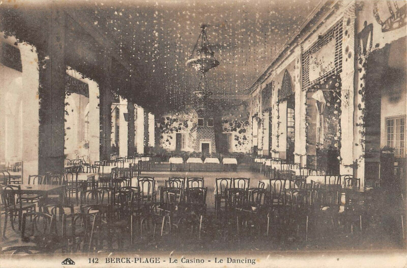 Carte postale ancienne Berck Plage Le Casino Le Dancing à Berck