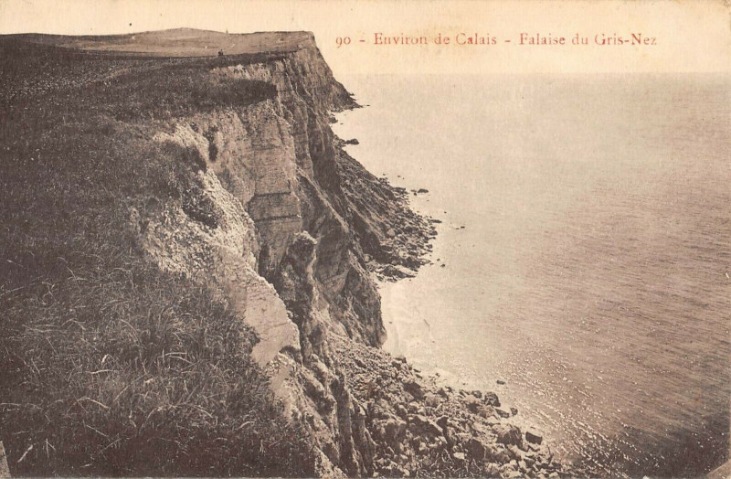 Carte postale ancienne Environs De Calais Falaise Du Gris Nez à Calais