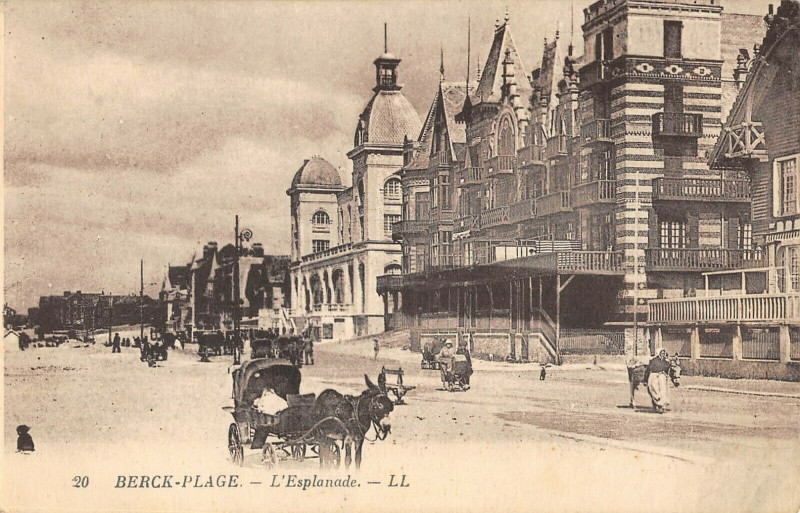 Carte postale ancienne Berck Plage L'Esplanade à Berck