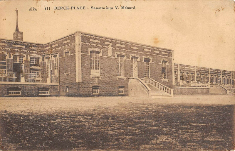 Carte postale ancienne Berck Plage Sanatorium V.menard à Berck