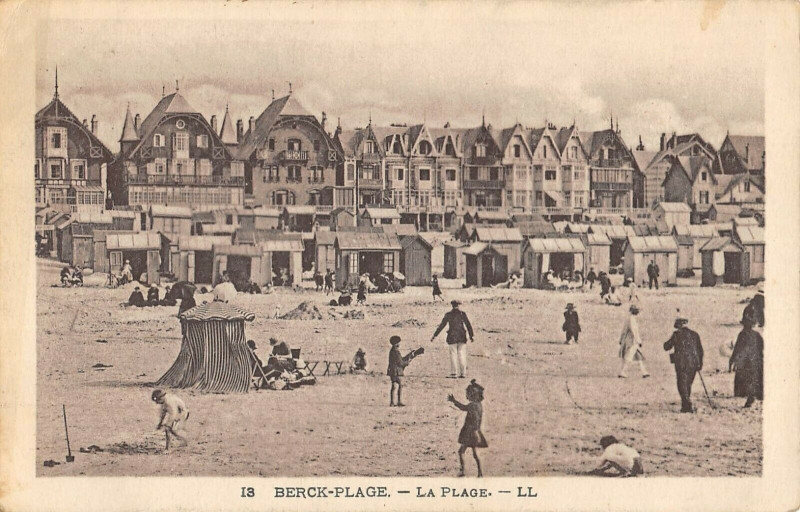 Carte postale ancienne Berck Plage La Plage à Berck