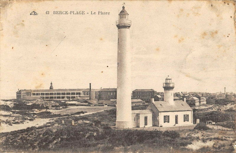 Carte postale ancienne Berck Plage Le Phare à Berck