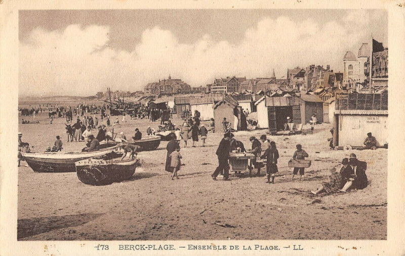 Carte postale ancienne Berck Plage Ensemble De La Plage à Berck