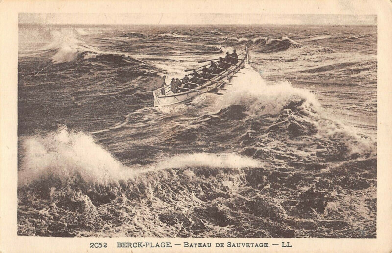 Carte postale ancienne Berck Plage Bateau De Sauvetage à Berck