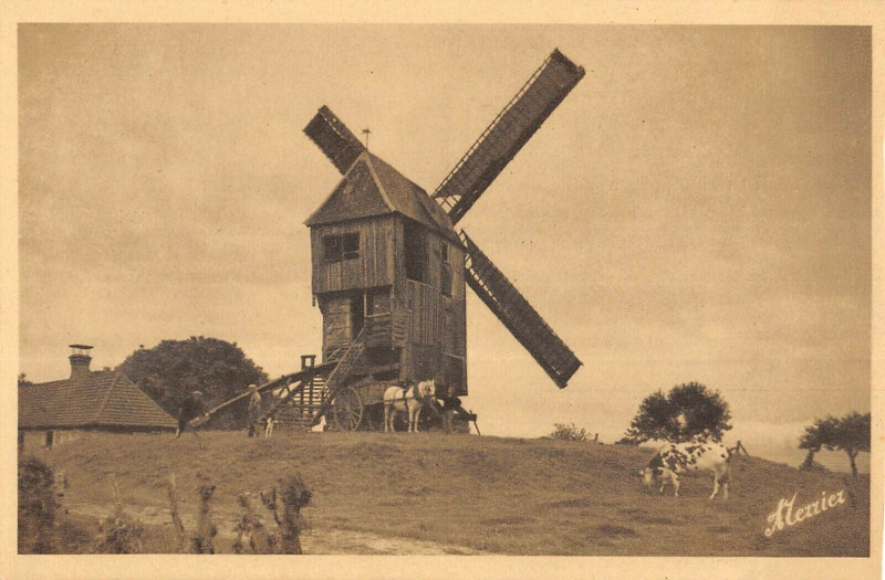 Carte postale ancienne Le Treport Eu Mers Le Moulin De Saint Maxent à Eu