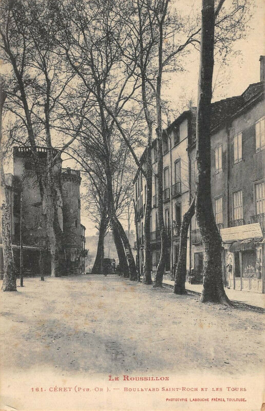 Carte postale ancienne Ceret Boulevard Saint Roch Et Les Tours à Ur