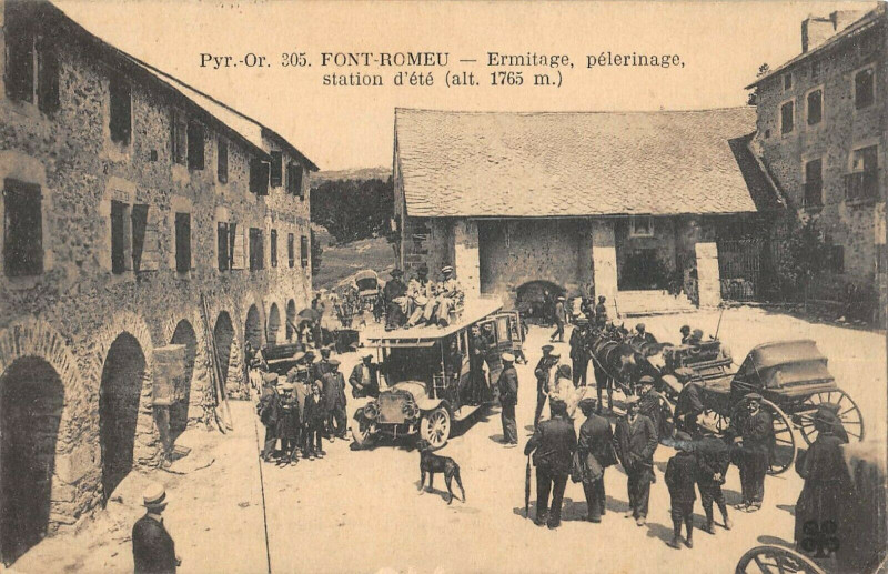 Carte postale ancienne Font Romeu Autobus