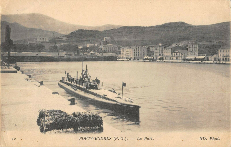 Carte postale ancienne Port Vendres Les Port à Port-Vendres
