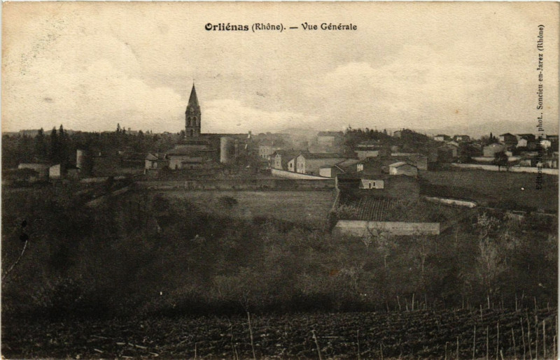 Carte postale ancienne Orlienas - Vue générale à Orliénas